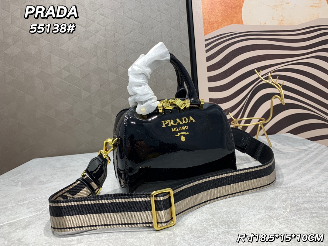 420 小可爱枕头包头层牛皮压漆普拉达《PRADA》 采用进口牛皮制做