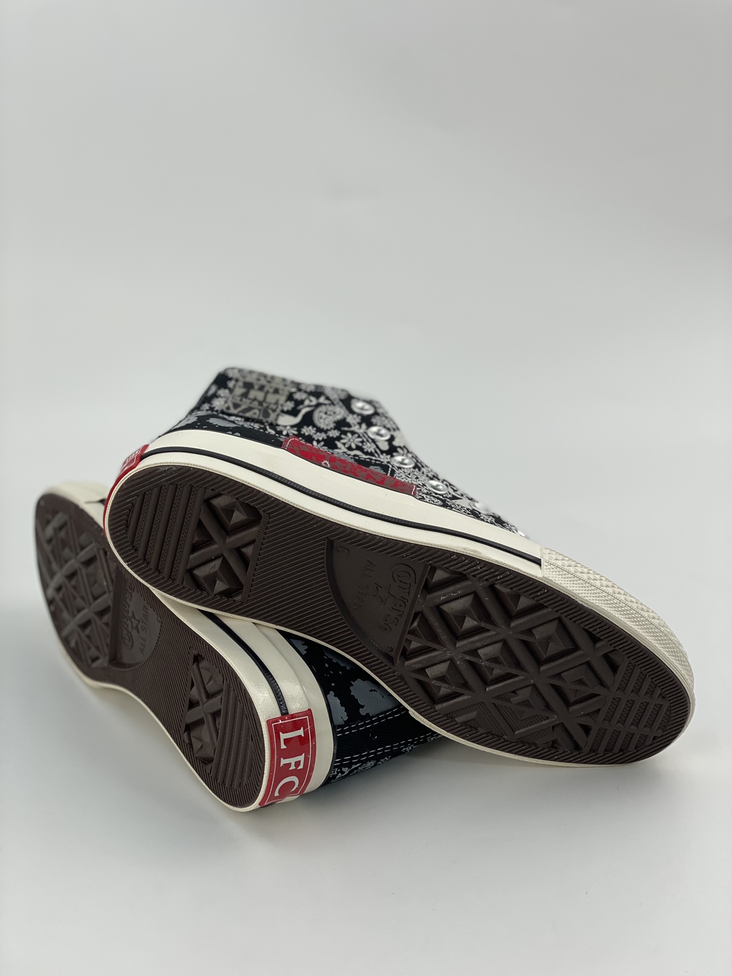 Canvas shoes Converse x LFC Chuck 70 Premier League Liverpool Football Club joint men's and women's casual sports shoes A05964C