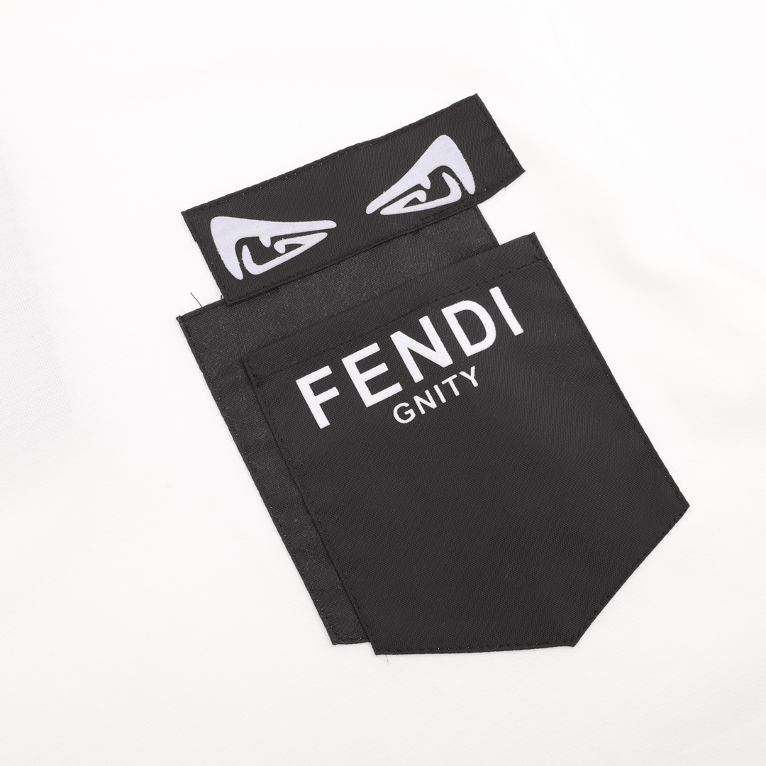 FENDI /芬迪 口袋眼睛印花短袖T恤