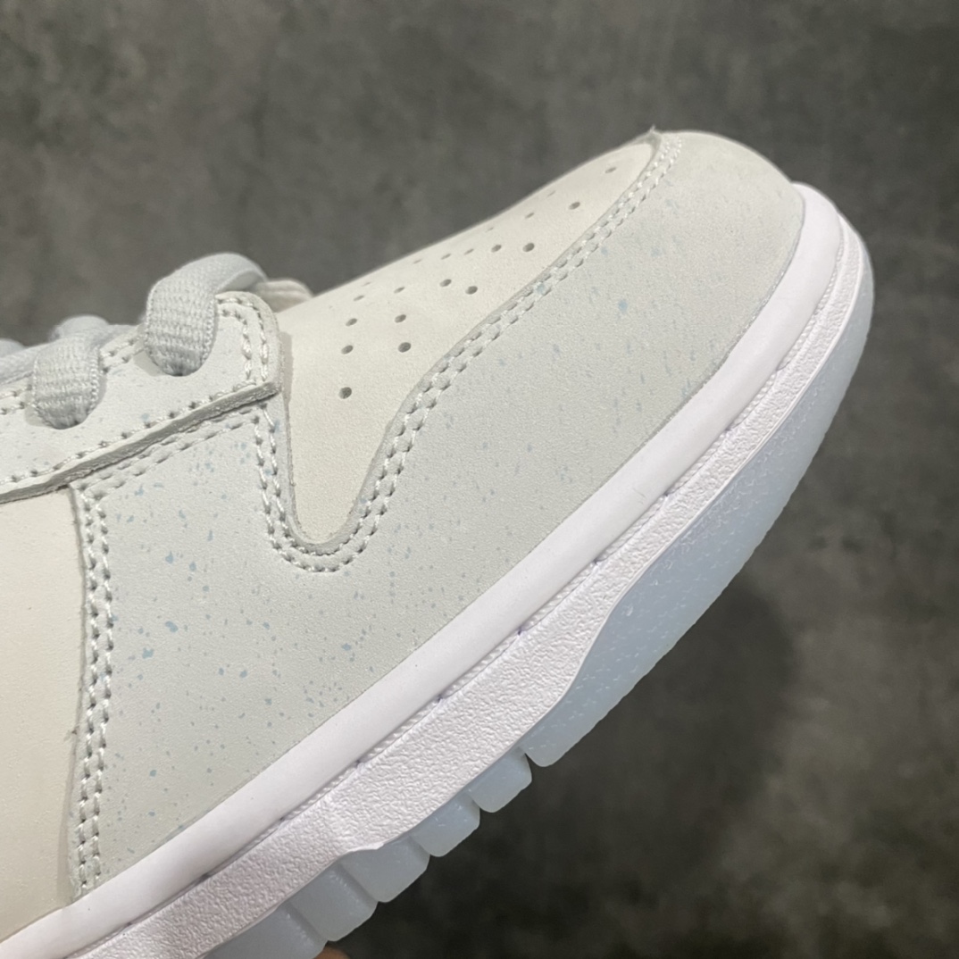 【M版纯原】Concepts x NK SB Dunk Low \”White Lobster\” 联名白龙虾 FD8776-100n毫无疑问圈内最强 零售首选 真正的匠心工艺 复刻圈巅峰产物 到手你会有扔掉正品的冲动 独家原厂航空铝磨具打磨大底 鞋头坡度极致还原 原盒原配 圈内天花板工艺 原厂冲刀 超高清洁度 全鞋零毛边皮料切割 全套原楦原模倾力打造完美版型 采用原厂百宏鞋带以及原厂百宏织唛舌标 内标可供原厂几率过验 原厂中底布黄色点胶 原厂中底布拉帮走线遵循公司SIZE：36 36.5 37.5 38 38.5 39 40 40.5 41 42 42.5 43 44 44.5 45 46 47.5-莆田鞋批发中心