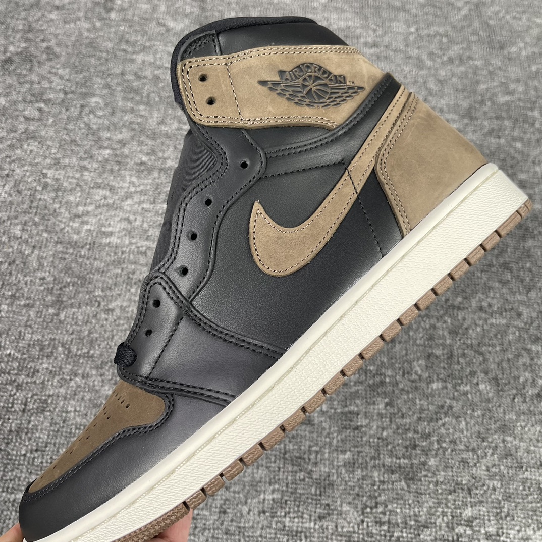 ️工厂清仓大型福利开闸️外贸F版AirJordan1棕黑带原盒原材料原鞋开发同步原鞋盒子尺码40-47.