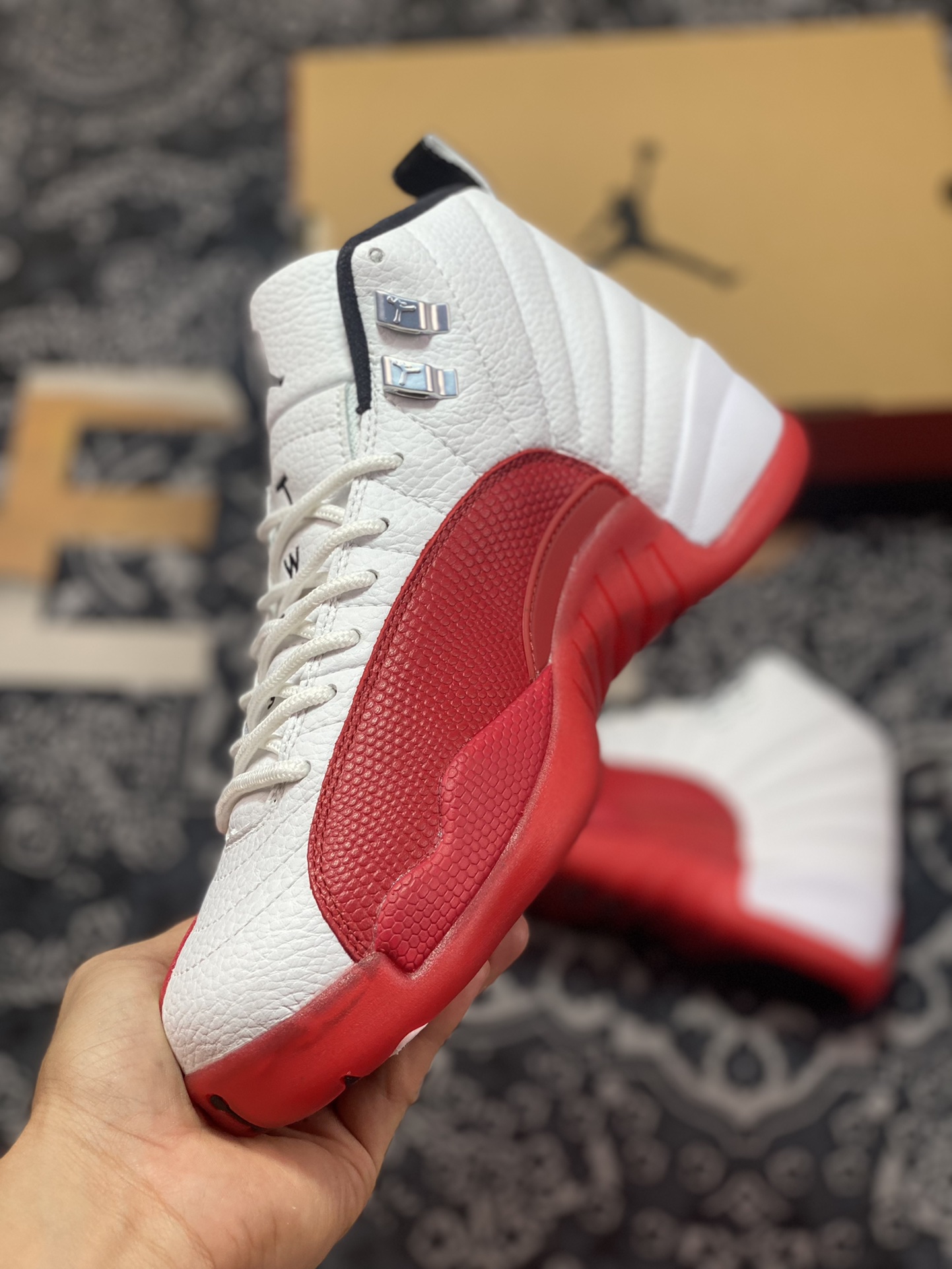 Preferred original grade Dongguan factory produces the highest version of Air Jordan 12 Retro ”Cherry” white and red CT8013-116 on the market