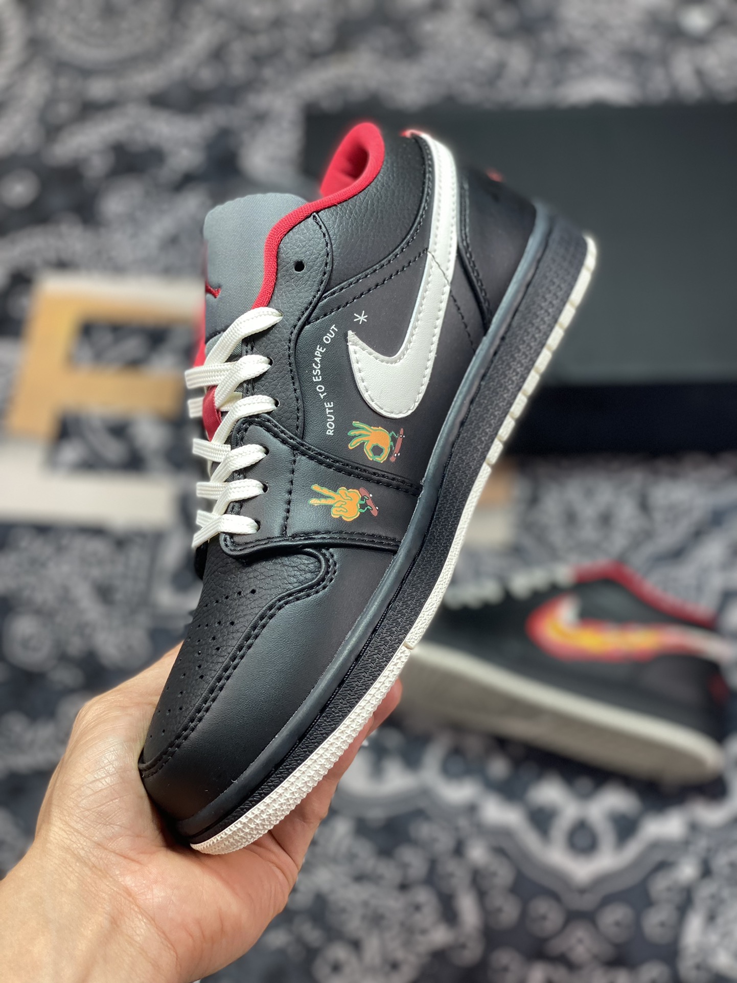 200 原厂级别 Air Jordan 1 Low "Flaming Swoosh" AJ1 乔1黑红火焰 FJ7073-010