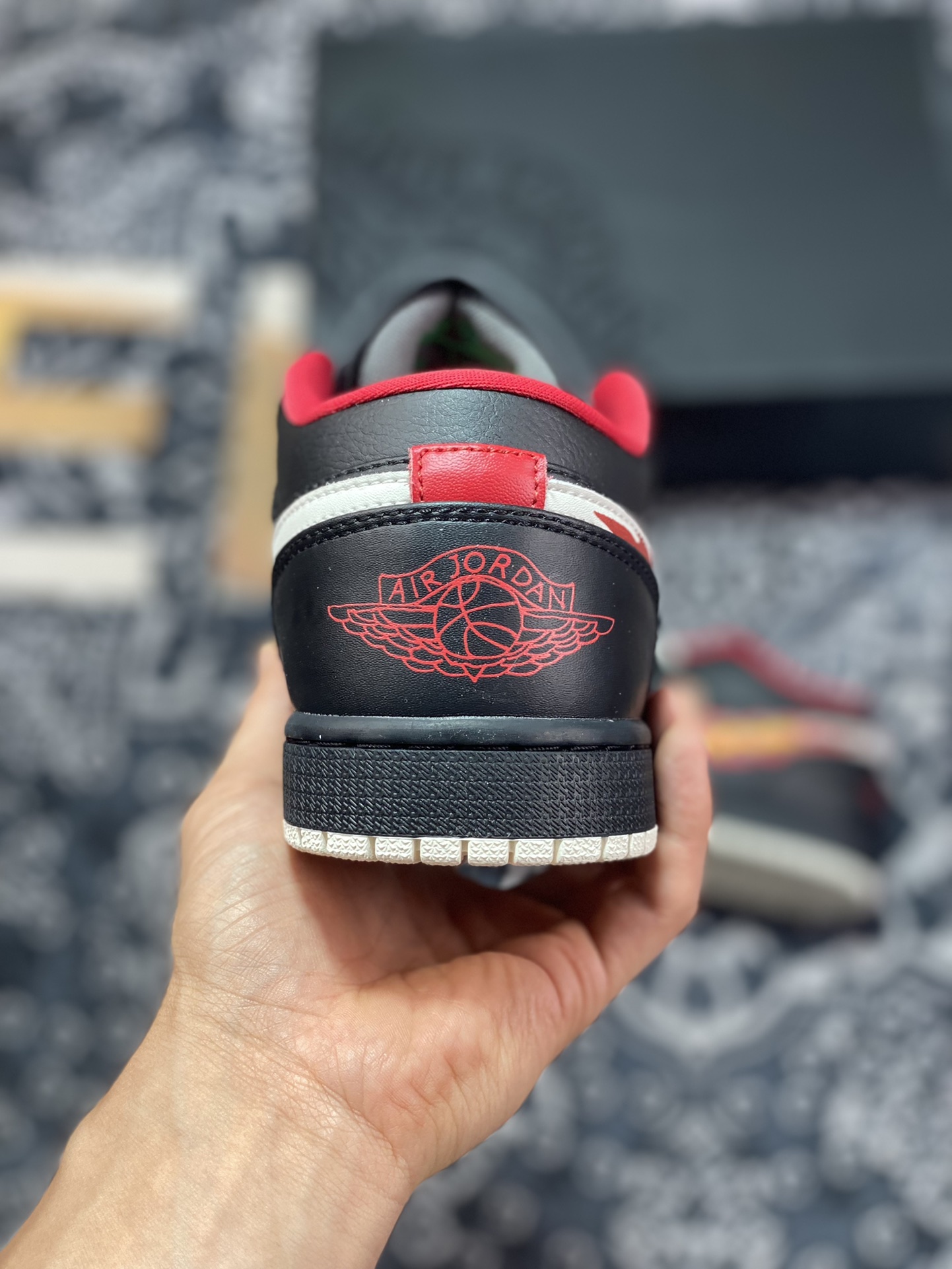 200 原厂级别 Air Jordan 1 Low "Flaming Swoosh" AJ1 乔1黑红火焰 FJ7073-010