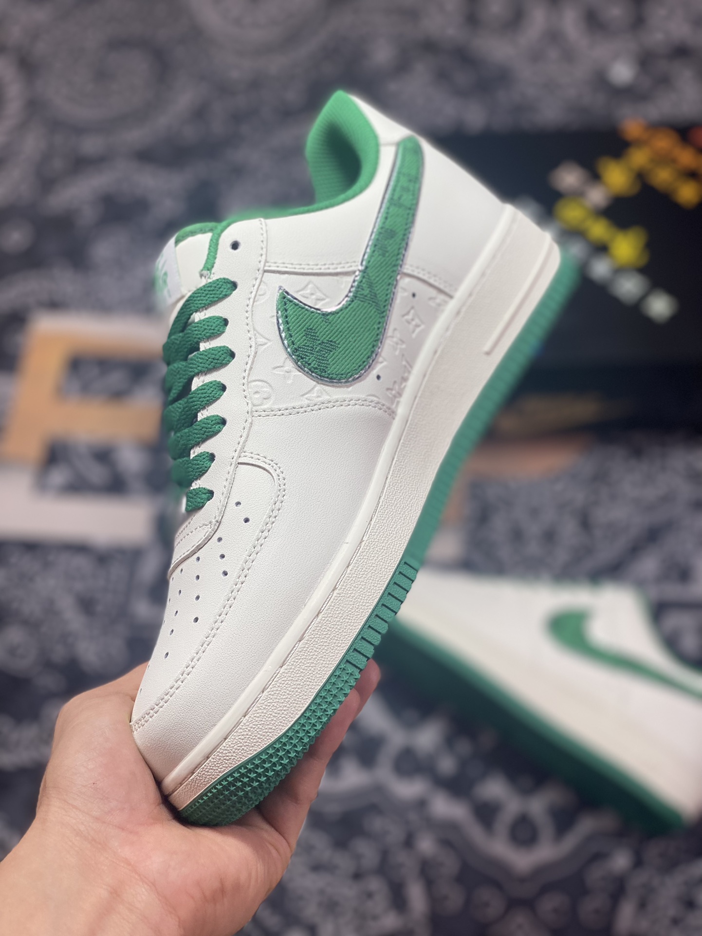 Louis Vuitton x Nike Air Force 1 07 LV8 Low ”Beige White/Green Denim/LV Monogram” Air Force 1 LV0506-033