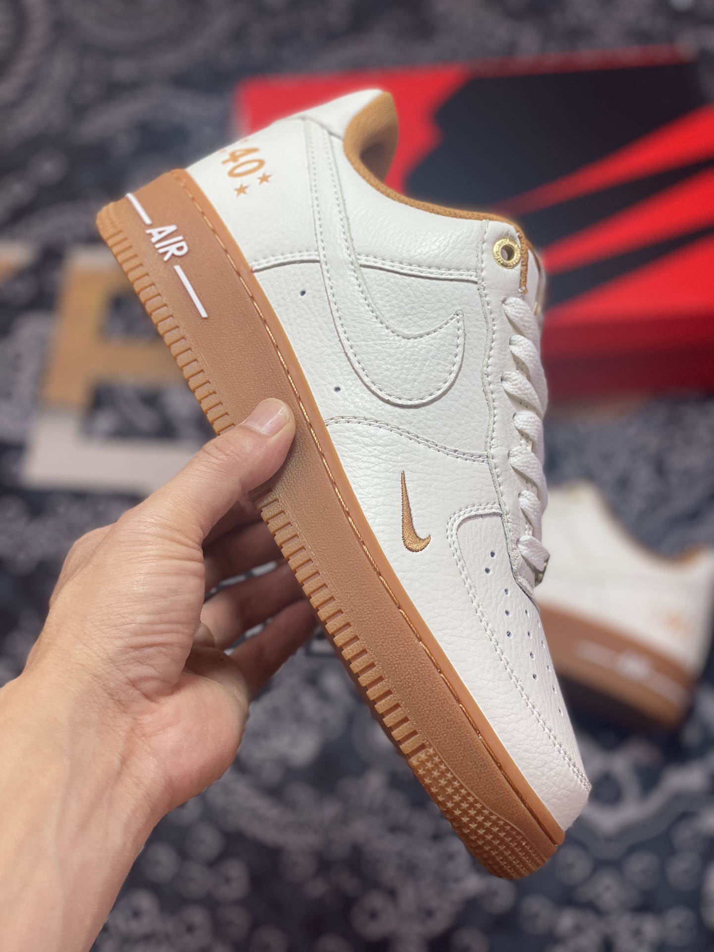 Nike Air Force 1'07”40th Anniversary/Beige/Brown/Gum” Air Force One sneakers ”40th Anniversary Edition Beige Brown Small Hook Caramel Bottom” BS9055-742