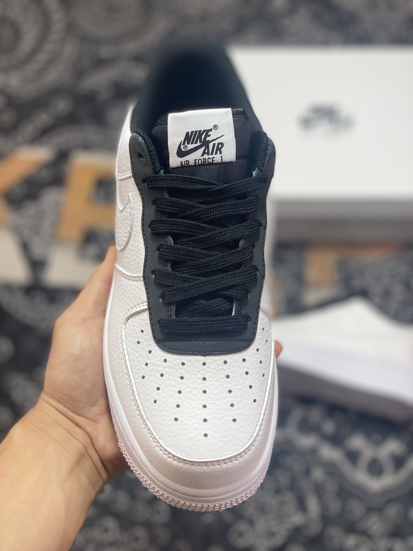 Fragment Design x Nike Air Force 1'07 Low ”Fragment Design” Air Force One sneakers ”Leather White Black Fujiwara Hiroshi Lightning” TT0801-601