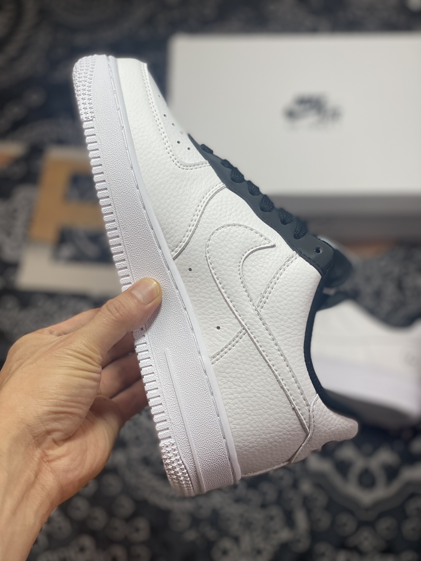 Fragment Design x Nike Air Force 1'07 Low ”Fragment Design” Air Force One sneakers ”Leather White Black Fujiwara Hiroshi Lightning” TT0801-601