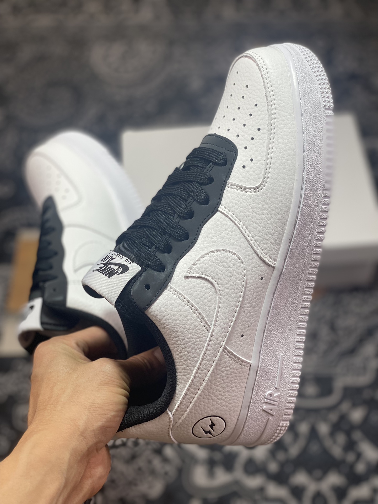 Fragment Design x Nike Air Force 1'07 Low ”Fragment Design” Air Force One sneakers ”Leather White Black Fujiwara Hiroshi Lightning” TT0801-601