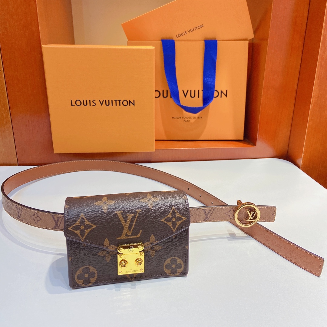 LV腰包系列腰带采用双面原版皮料搭配