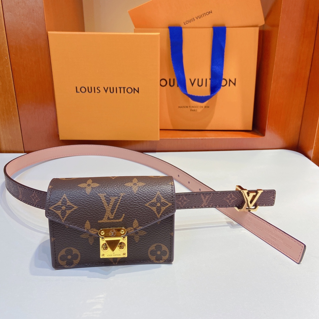 LV腰包系列腰带采用双面原版皮料搭配