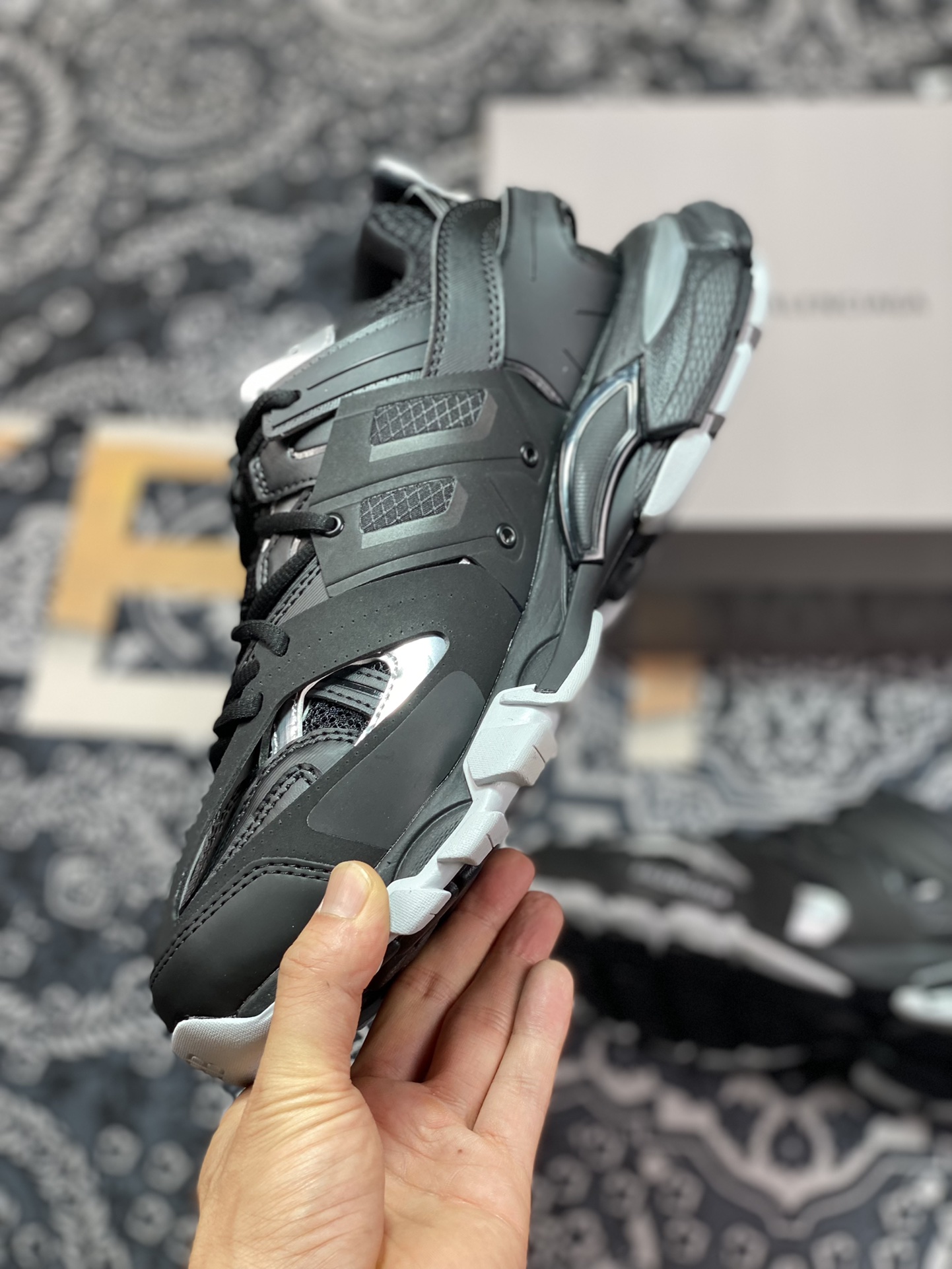 BALENCIAGA Track Traine3.0 generation series retro wild running jogging shoes ”black gray silver” 542023 W2FSC 1081