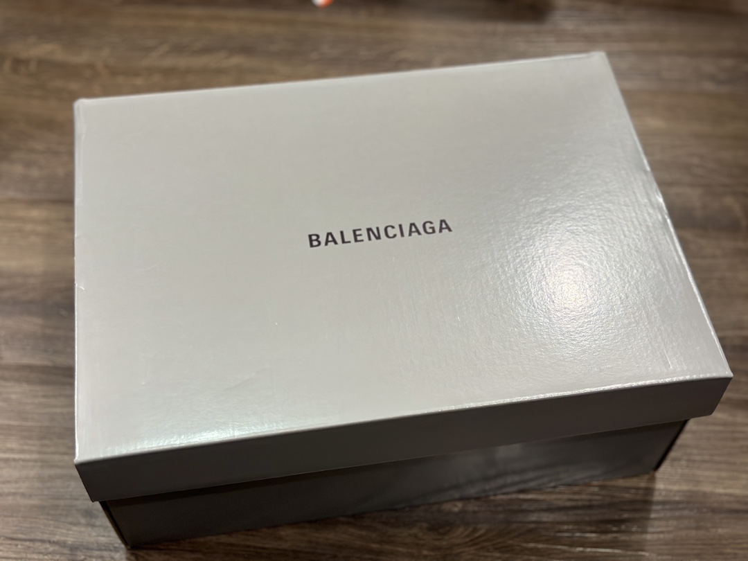 Generation 1.0 Air Cushion Balenciaga Triple S