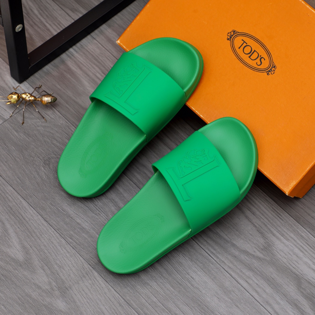 P150Marca: zapatillas TOD'S "TOD'S" Talla: 38-44Materiales: materiales originales seleccionados Suel