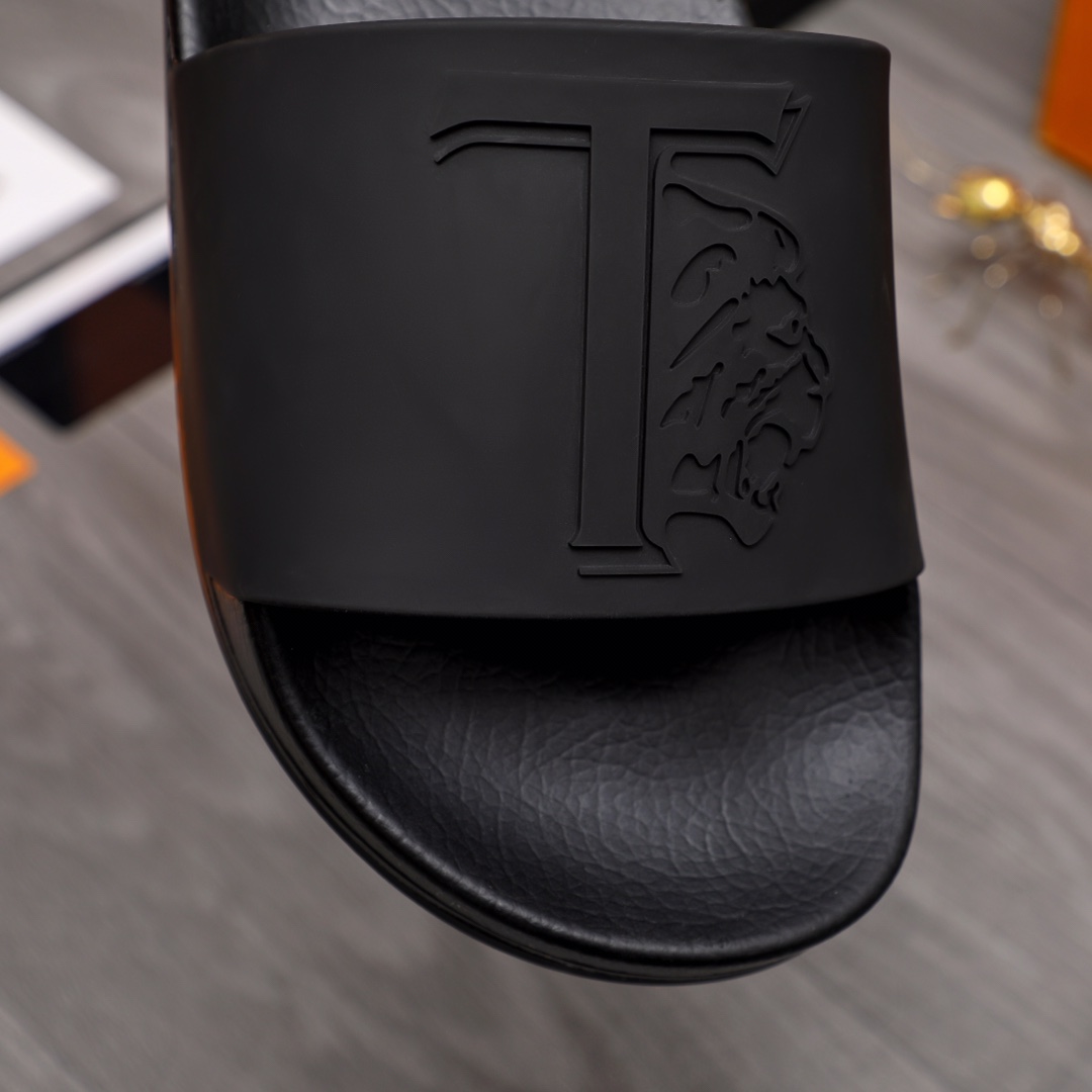 P150Marca: zapatillas TOD'S "TOD'S" Talla: 38-44Materiales: materiales originales seleccionados Suel