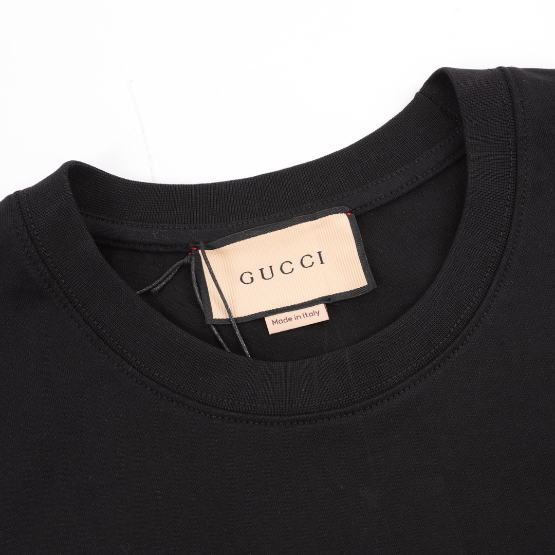 160 GUCCI/古驰 蓝色双G立体logo刺绣圆领短袖