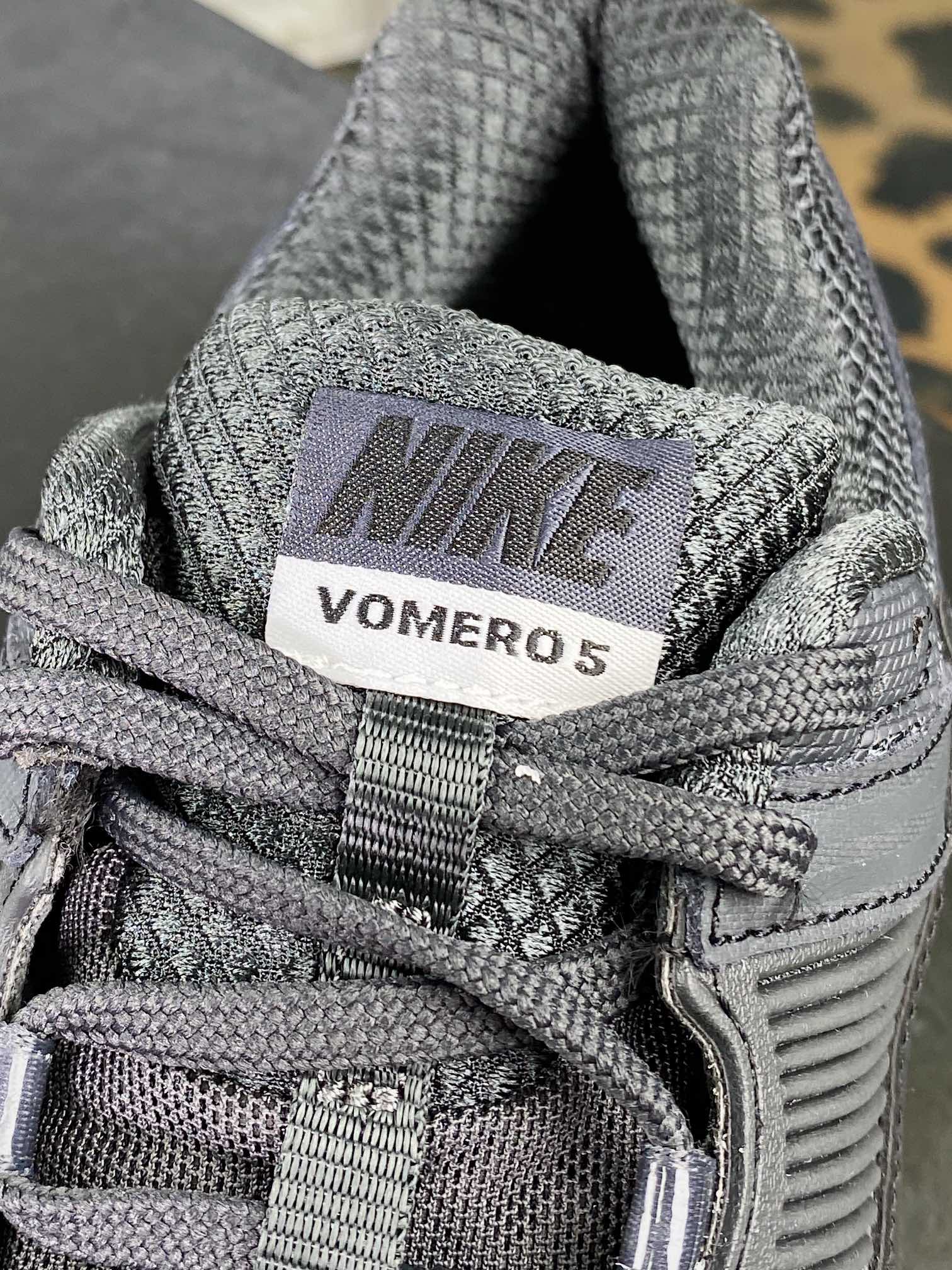 Zoom Vomero 5 ”Dark Grey” Vomero 5th generation series classic retro jogging shoes ”charcoal gray silver” BV1358-002