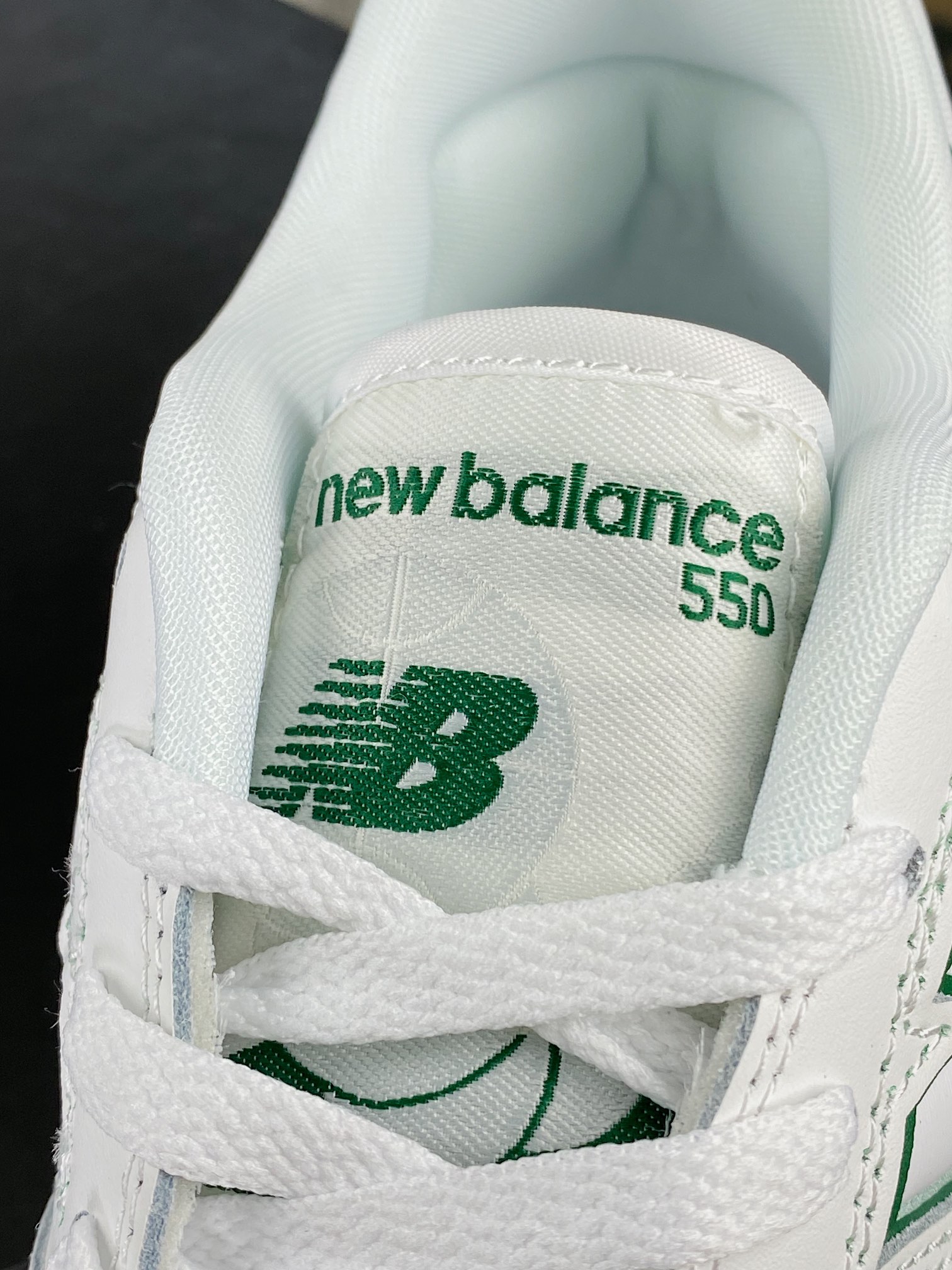 New Balance BB550 Series Classic Retro Low-top Basketball Shoes ”Leather White Dark Green” BB550SWB