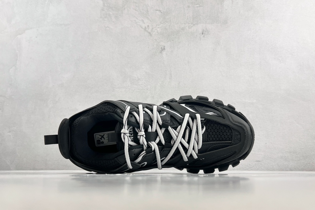 VG 520 带灯 Balenciaga巴黎世家 Track 1.0 黑白 542023 W3AC1 1090