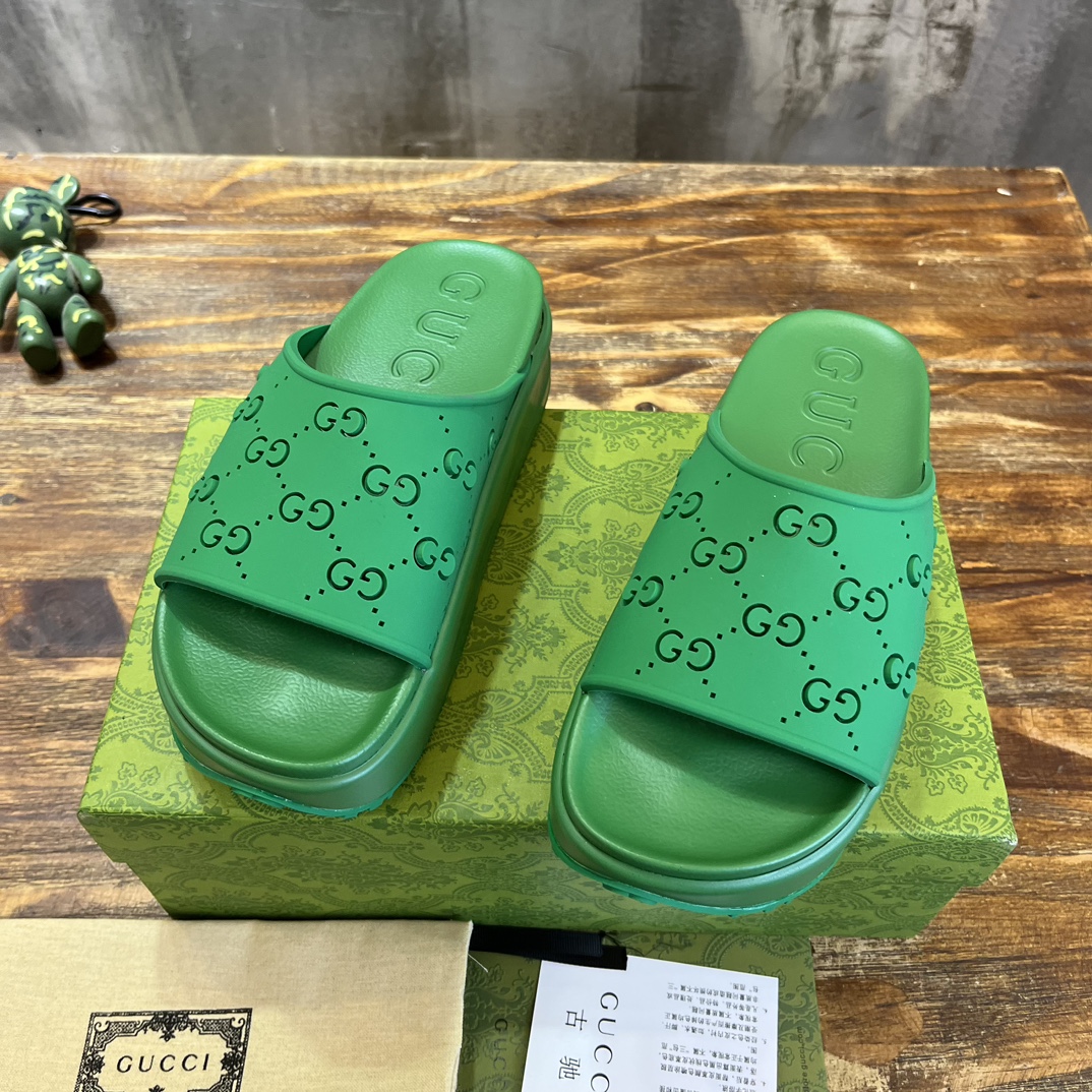 Gucci ｜Miami 2023夏季马卡龙色厚底 拖鞋舒适百搭 马卡龙配色 厚底拉长了 小仙女们腿部线条
