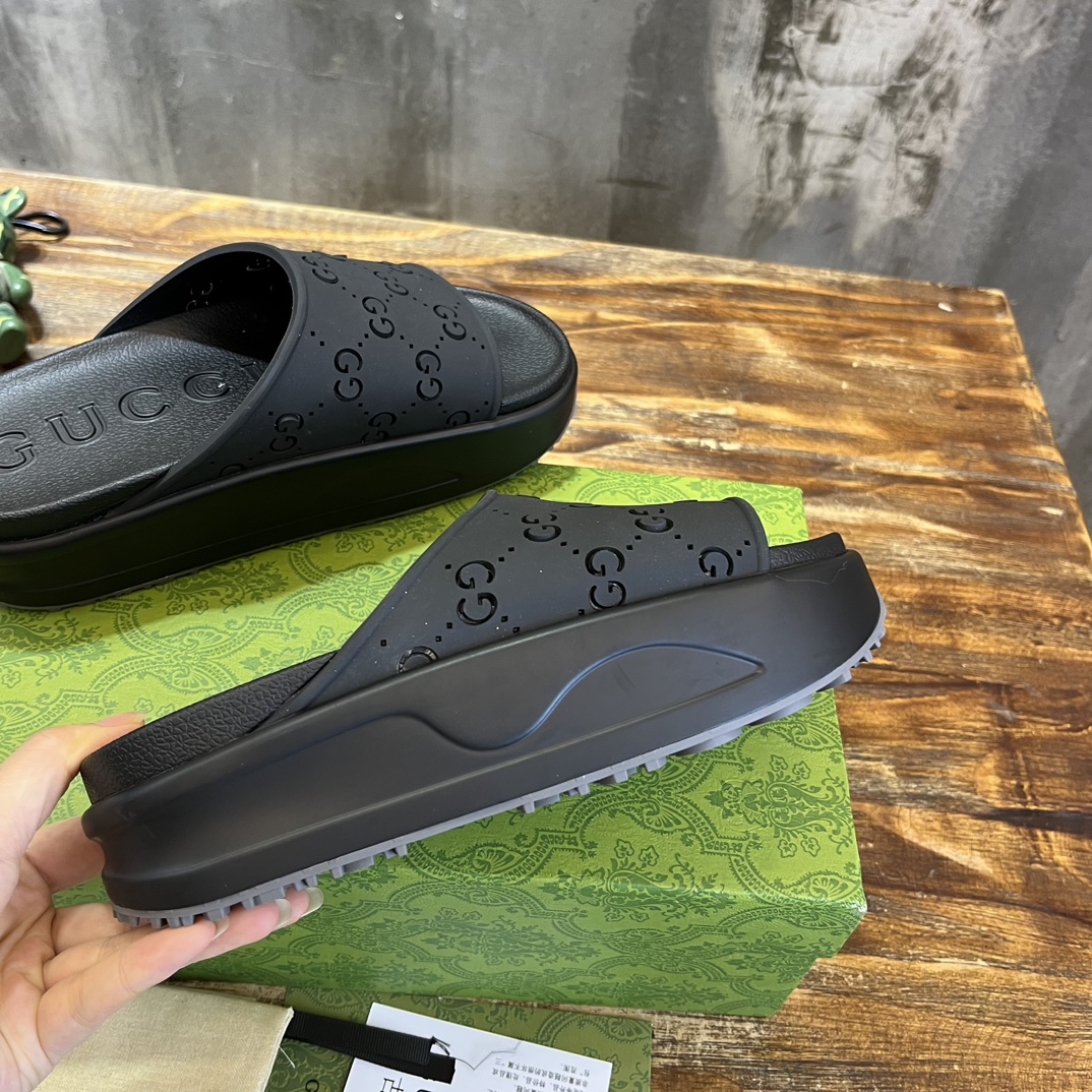 Gucci ｜Miami 2023夏季马卡龙色厚底 拖鞋舒适百搭 马卡龙配色 厚底拉长了 小仙女们腿部线条