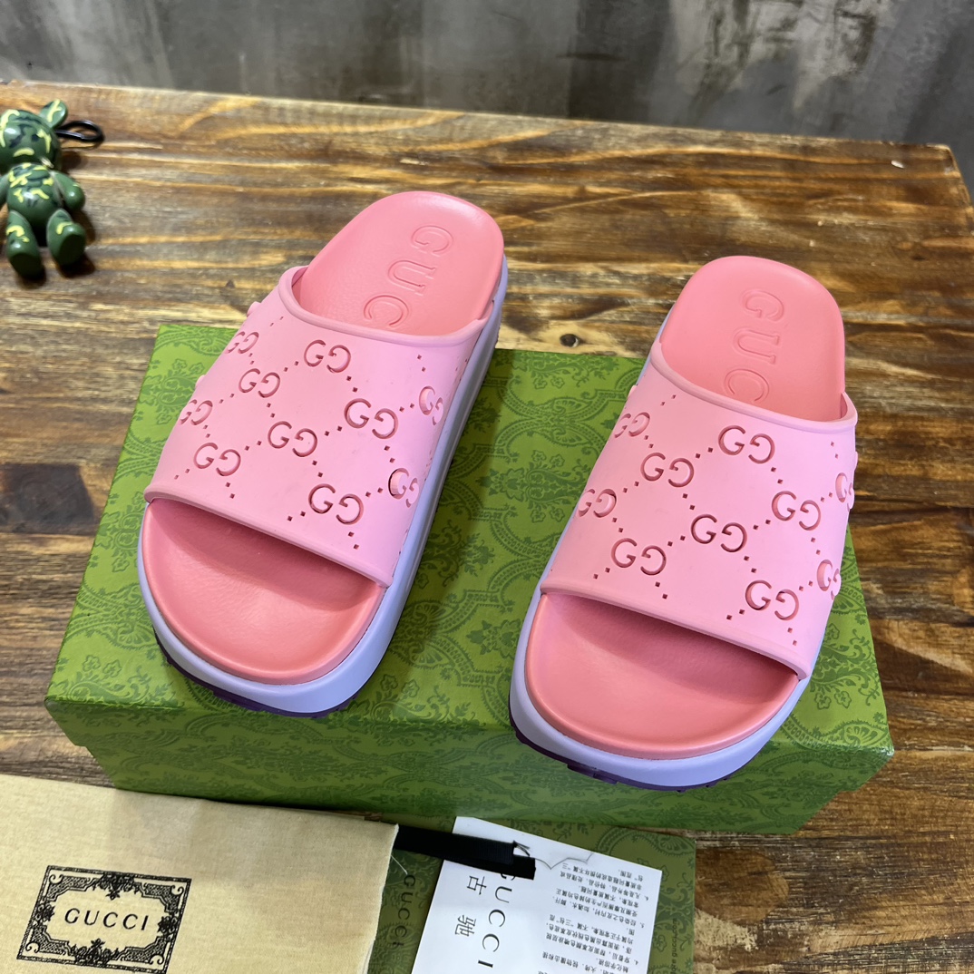 Gucci ｜Miami 2023夏季马卡龙色厚底 拖鞋舒适百搭 马卡龙配色 厚底拉长了 小仙女们腿部线条