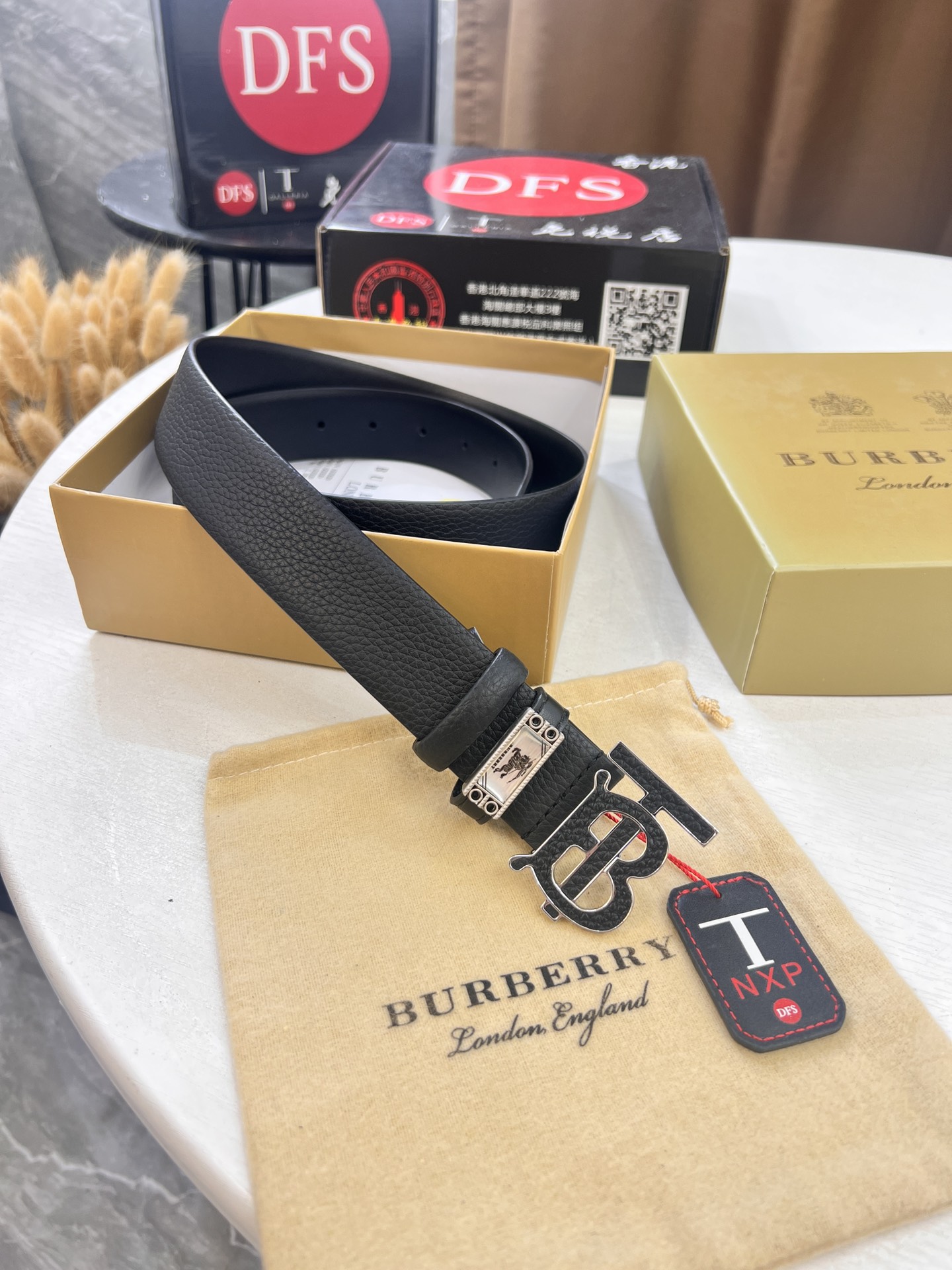 精电镀五金 巴宝莉皮带 代工大厂制作 意大利定制条纹 头层皮 年轻时尚 手感细腻