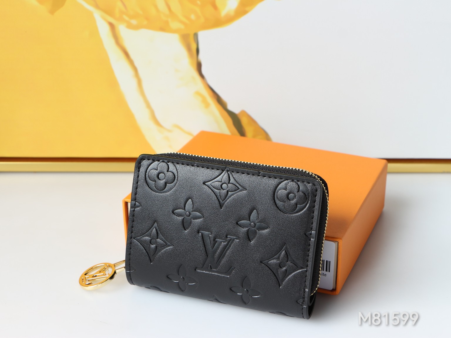Lambskin leather card holder front view