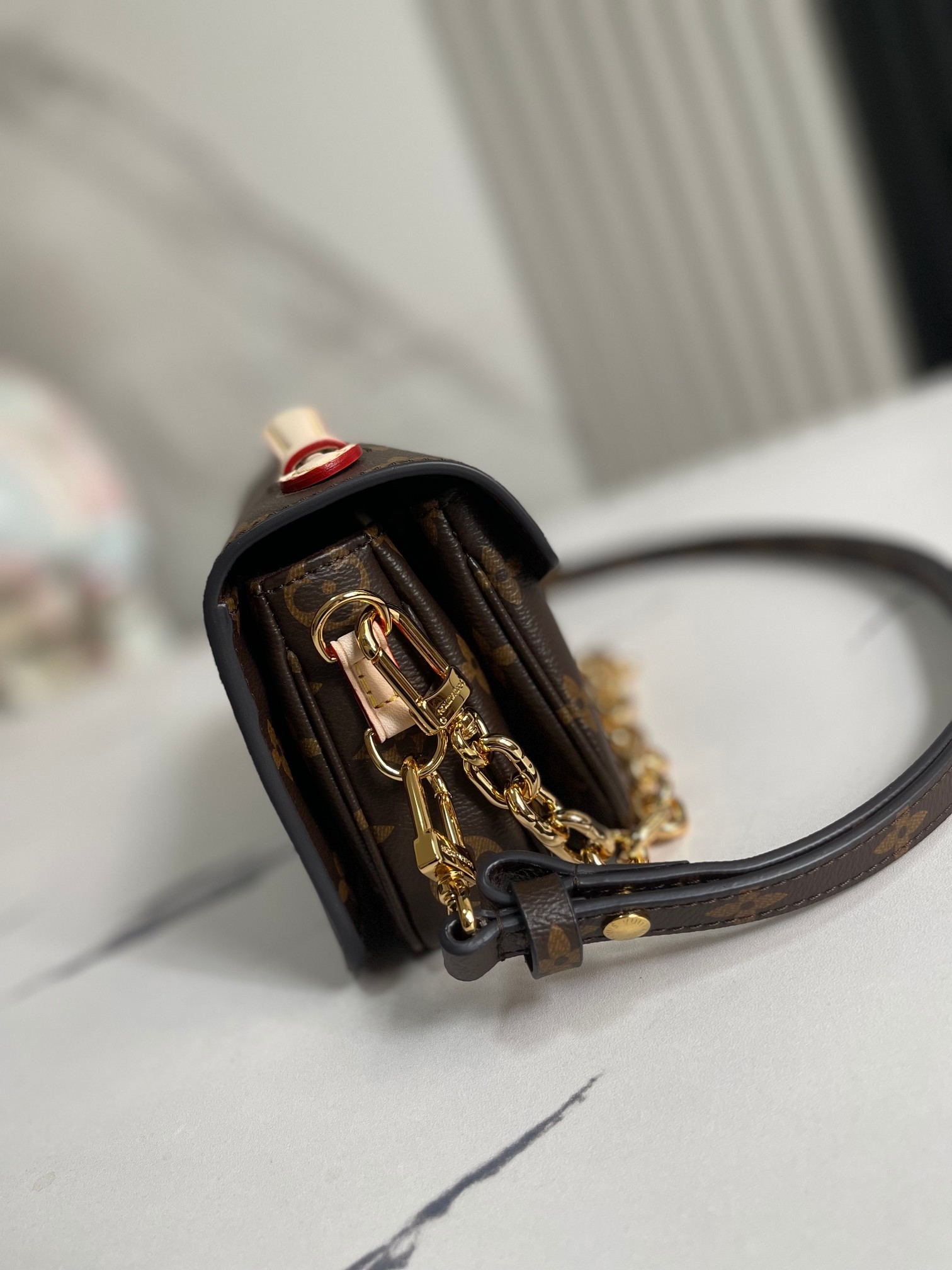 顶级原单独家实拍M46279老花M46225黄花邮差包系列LV邮差包出小号EastWestMétis手袋