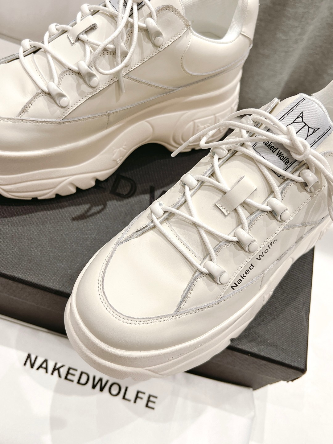 High-end Overseas Edition Leather Shoes by Naked Wolfe: Lightweight, Tall, and Stylish - 图片 6