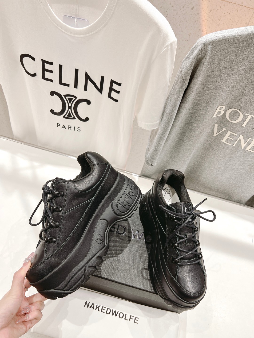 High-end Overseas Edition Leather Shoes by Naked Wolfe: Lightweight and Stylish, Perfect for Fashionistas - 图片 2