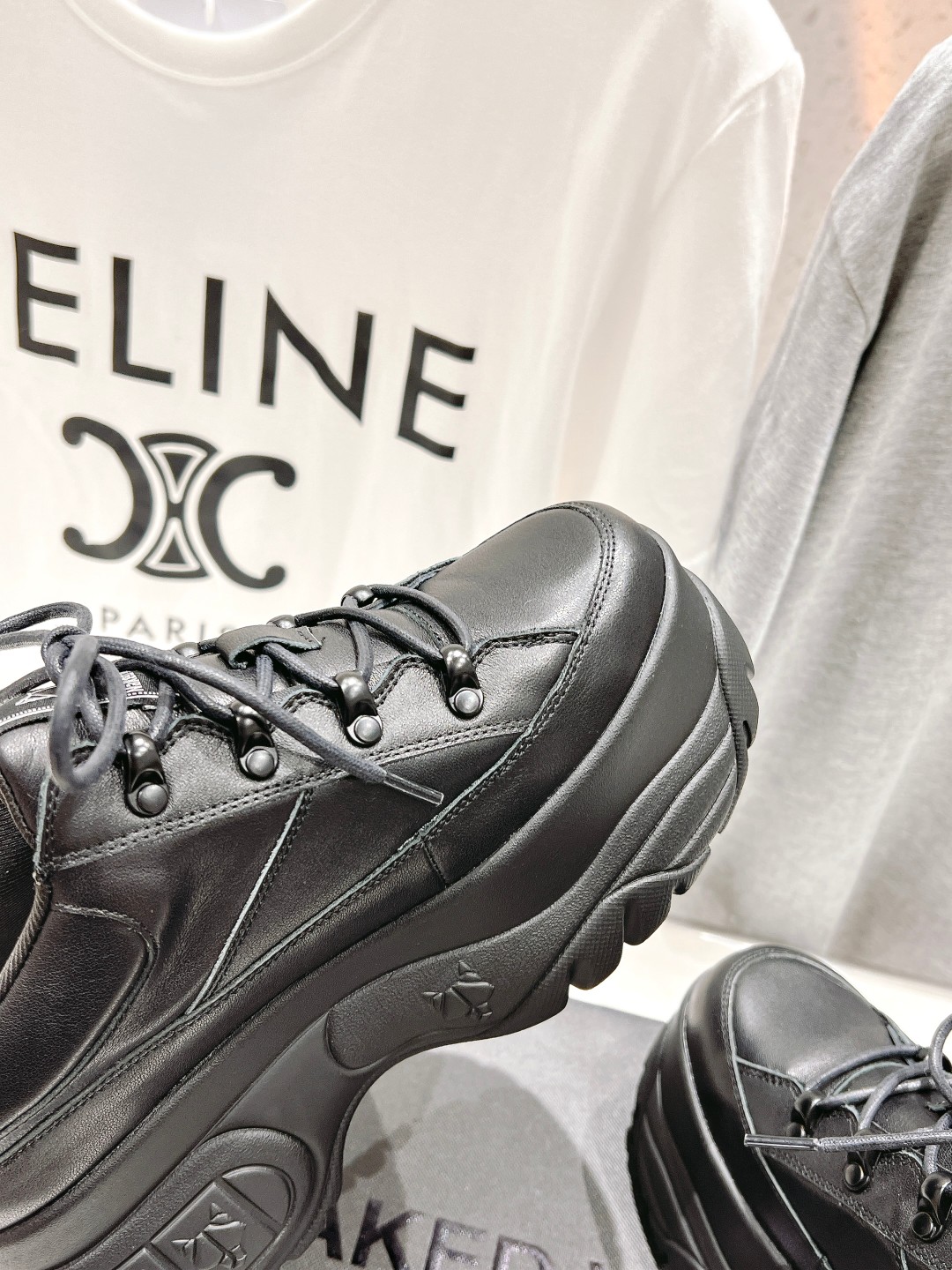 High-end Overseas Edition Leather Shoes by Naked Wolfe: Lightweight and Stylish, Perfect for Fashionistas - 图片 6