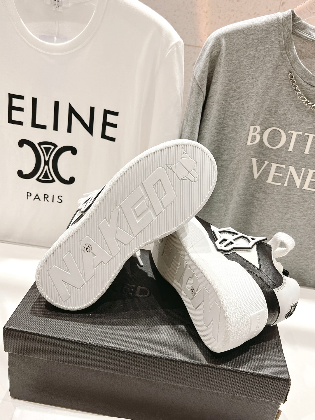 High-End Overseas Leather Shoes by Naked Wolfe: Lightweight and Stylish, Perfect for Fashionistas - 图片 9