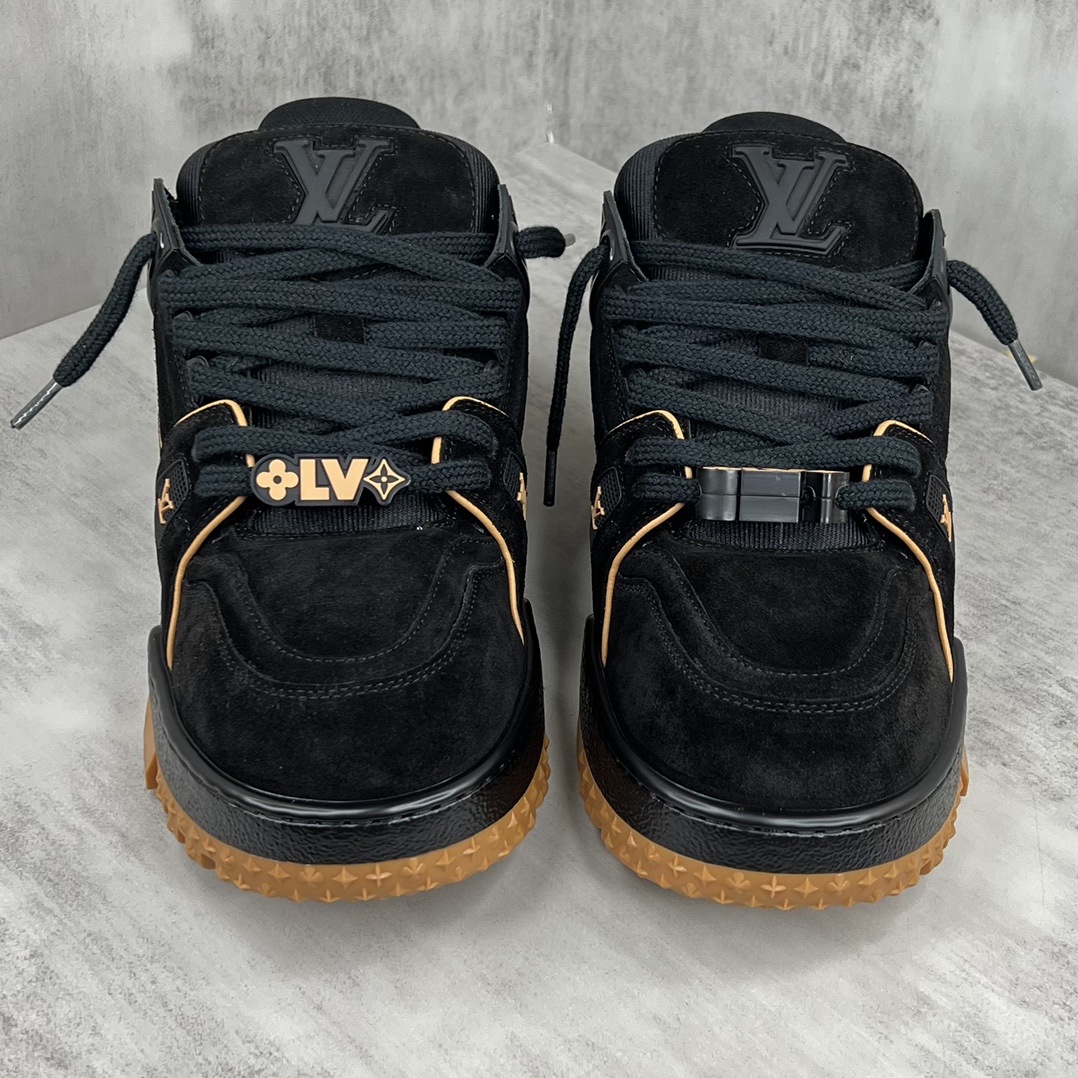 Louis Vuitton 新款上架 灭世版 (区别市场一切先行错误版本) LV Louis Vuitton 23S走秀款Trainer 胖丁面包滑板鞋 可折叠抽拉式飞机盒 独家开模暗花老花串珠 男款39-45