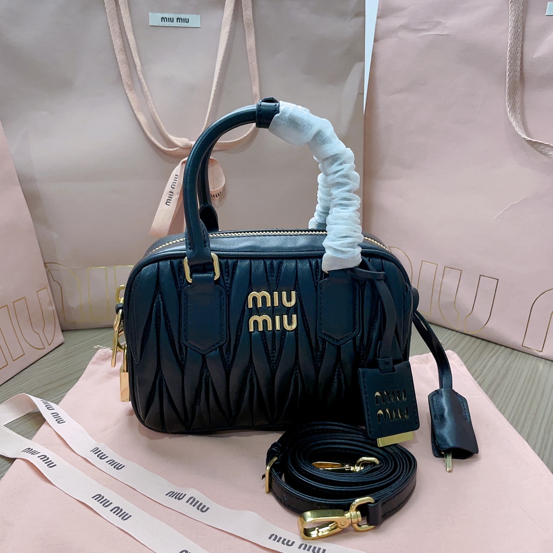 MiuMiu Sacs À Main Meilleure réplique capuccines
 Givrée Peau de mouton Vintage