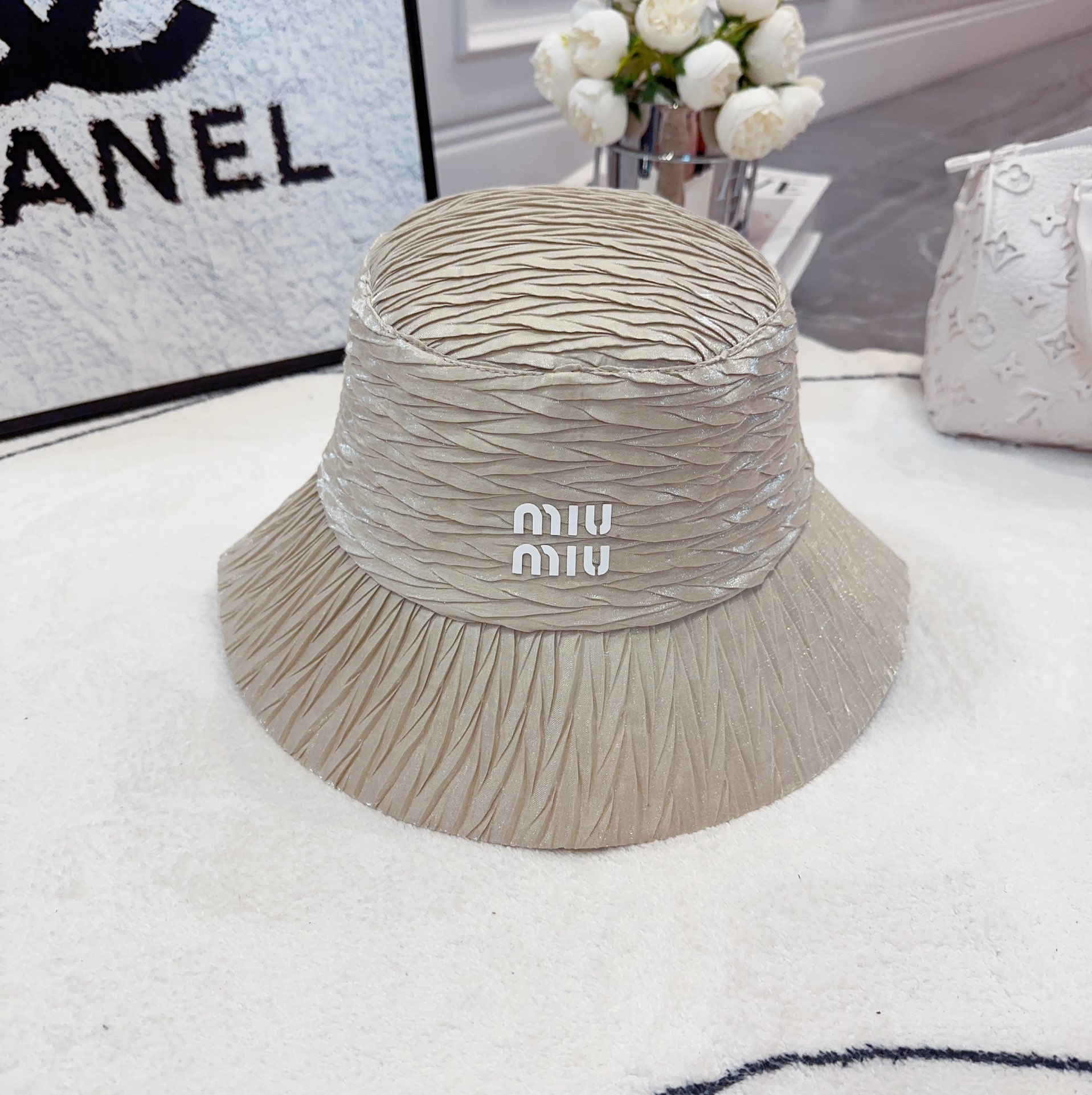 미우미우 모자 81105 Miu Miu Cap