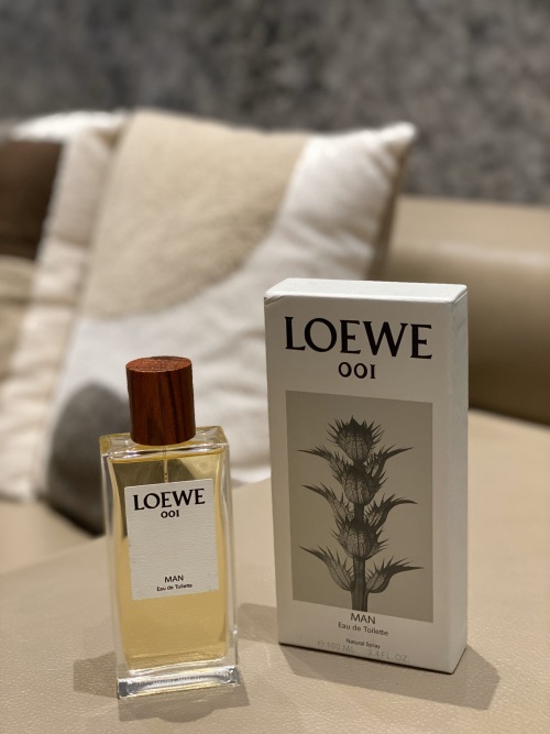 Loewe 001 Man Eau de Toilette - A Captivating Fragrance for Him 1 Loewe 001 Man Eau de Toilette - A Captivating Fragrance for Him