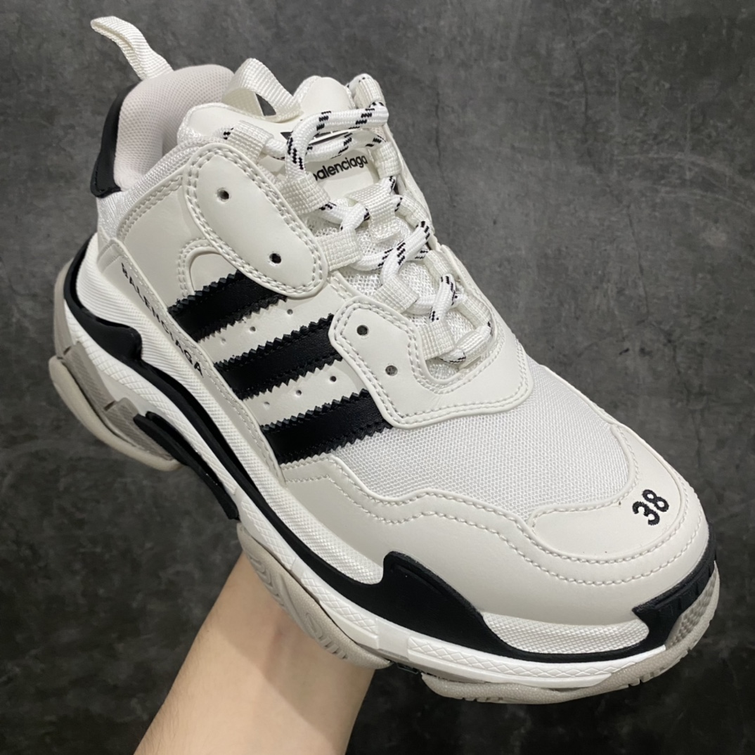 Adidas x Balenciaga Triple S co-branded retro dad shoes