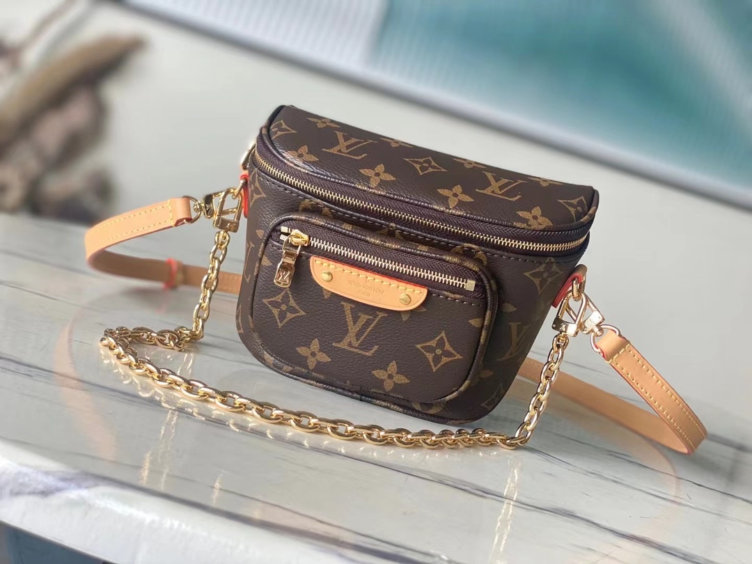 Highest quality replica
 Louis Vuitton LV Bumbag Belt Bags & Fanny Packs Handbags Shop Designer
 Monogram Canvas Chains M82335