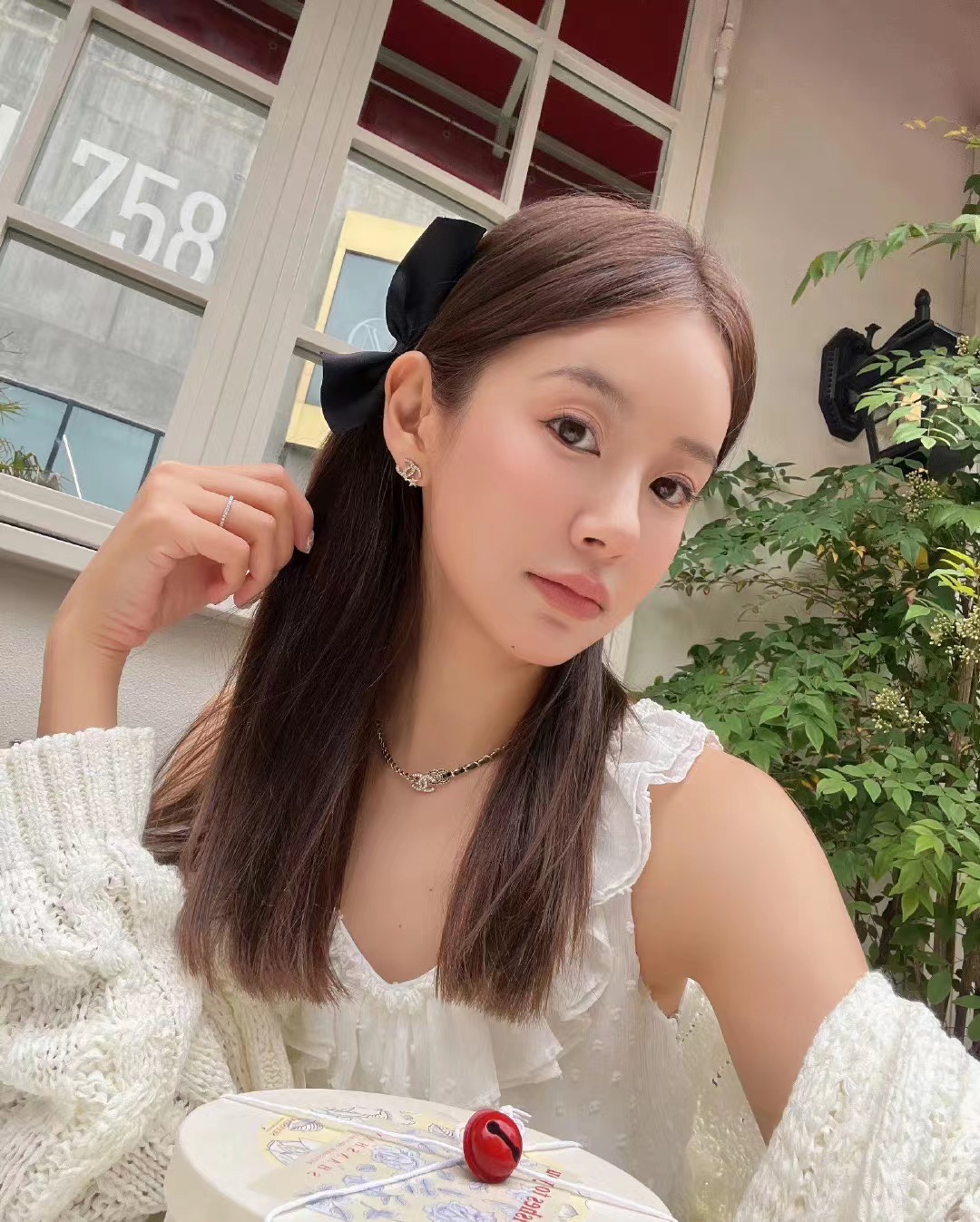 NO:633196,Necklace wearing picture reference, necklace, Cartier high-end jewelry19860909项链佩戴图参考,,necklace,卡迪亚高端饰品,Jewelry