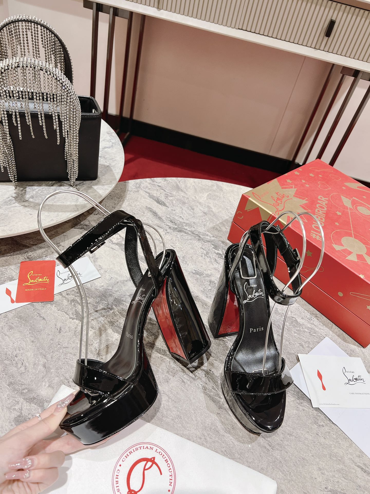 The Best Affordable
 Christian Louboutin Shoes High Heel Pumps Sandals Fake Designer
 Black Pink Calfskin Cowhide Patent Leather