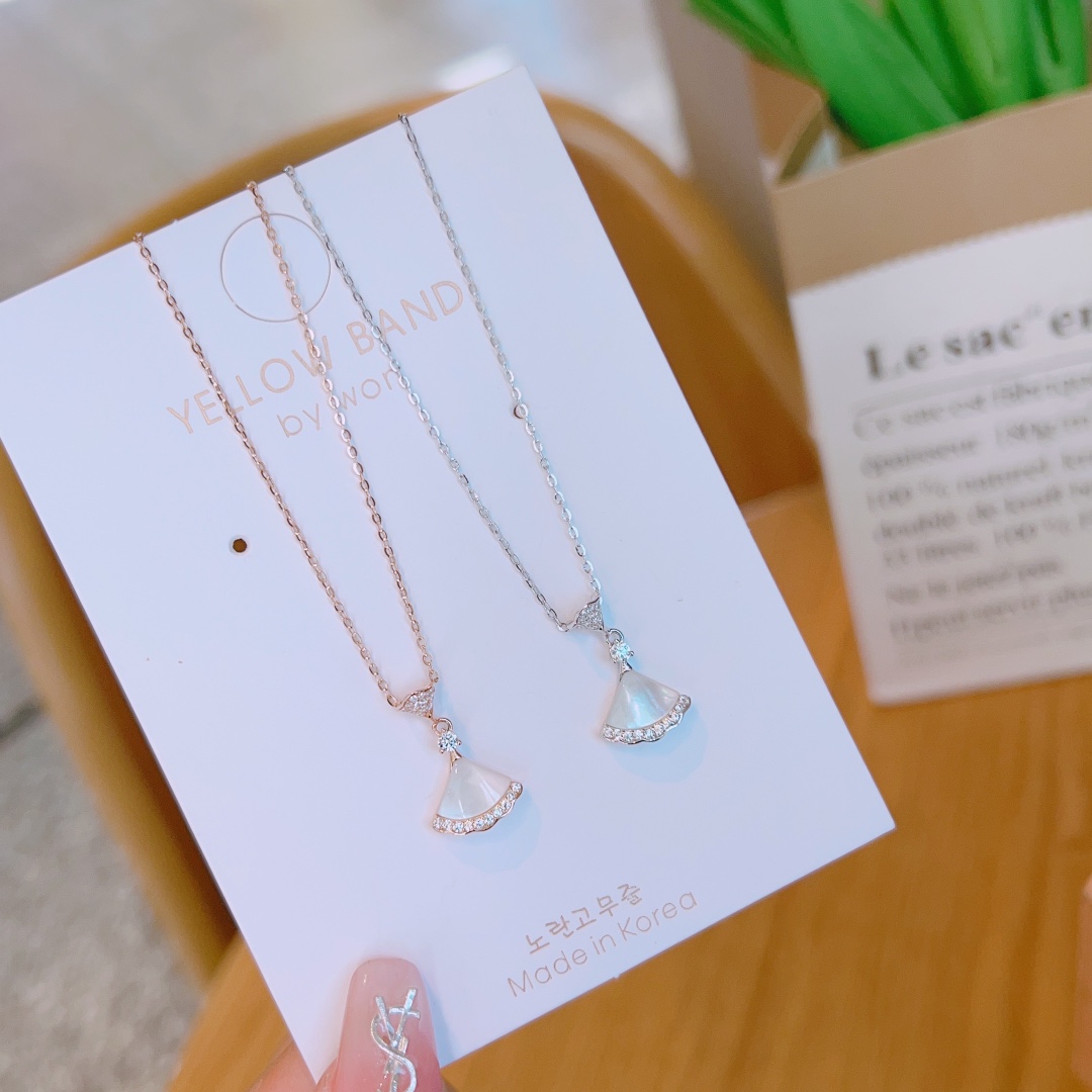 柔らかアレルギー対応シルバーネックレスシルバー 告白