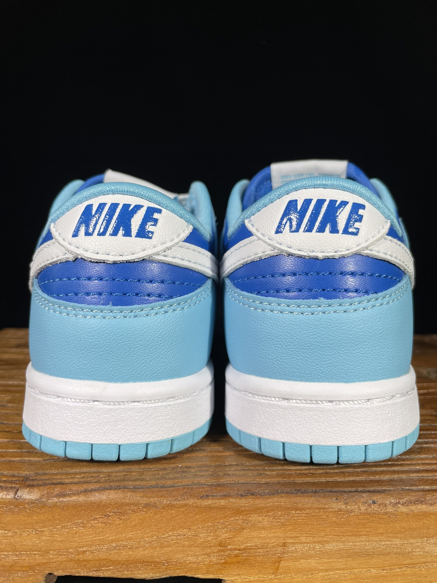 特价清货 福利特价‼️ 核心价格表私 
童鞋dunk 蓝色
C版大厂出品，比市面小厂童鞋品质好太多了！
