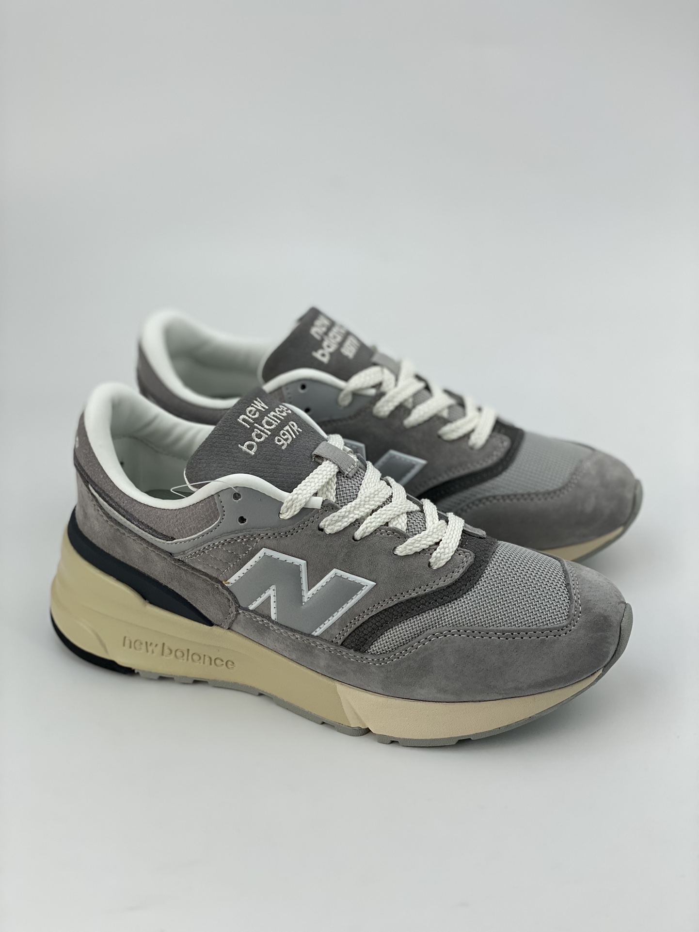 New Balance 997R improved version of classic retro thick-soled casual sports jogging shoes U997RHA