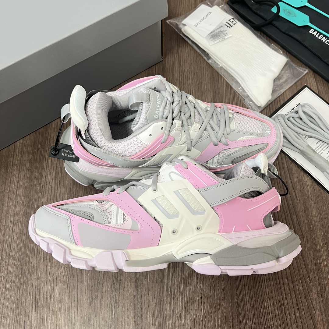 Hermès 巴黎世家3 0 三代户外概念鞋 Balenciaga Sneaker Tess s