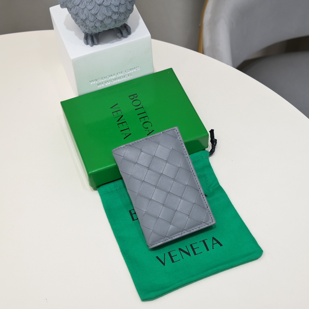 Bottega Veneta кошелек картхолдер кожа плетеная 6 слотов для карт 2 дополнительных кармана