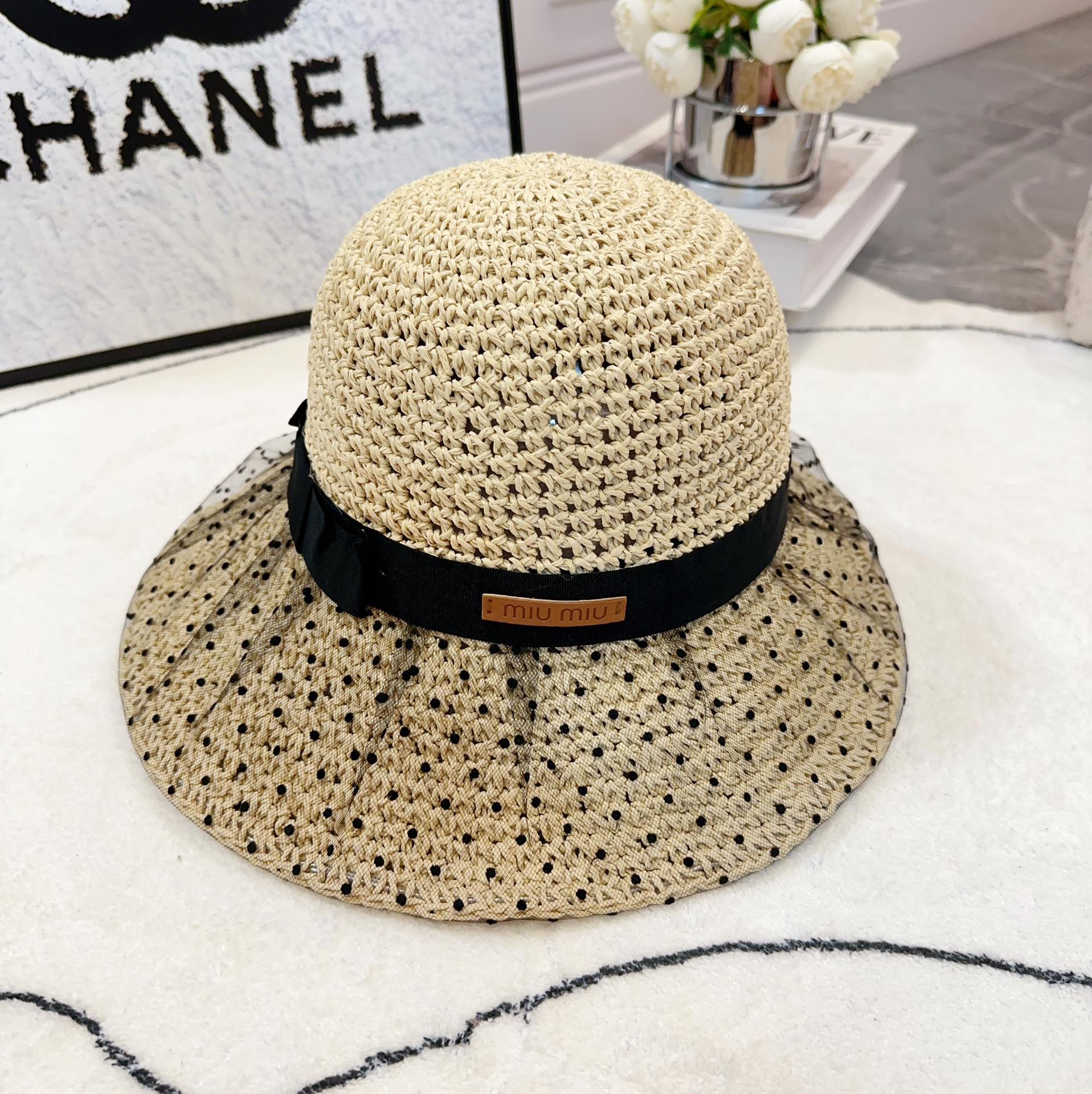 미우미우 모자 81104 Miu Miu Cap
