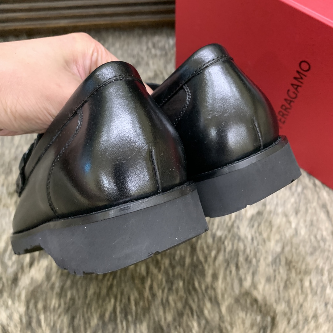 Ferragamo Men's Black Leather Loafers with Iconic Buckle, Sizes 39-44 10 i1686409657 187 8