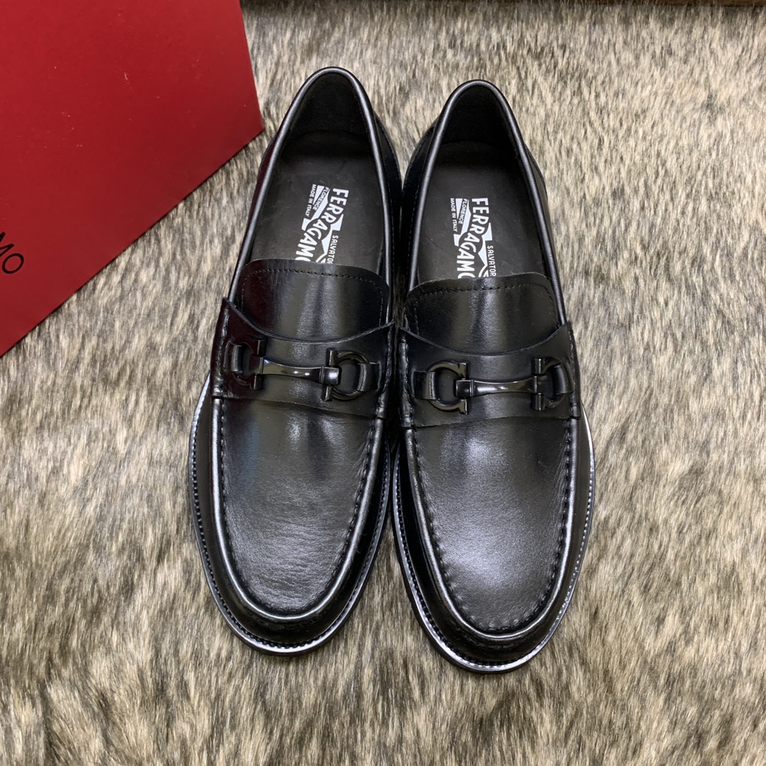 Ferragamo Men's Black Leather Loafers with Iconic Buckle, Sizes 39-44 1 Ferragamo Men's Black Leather Loafers with Iconic Buckle, Sizes 39-44