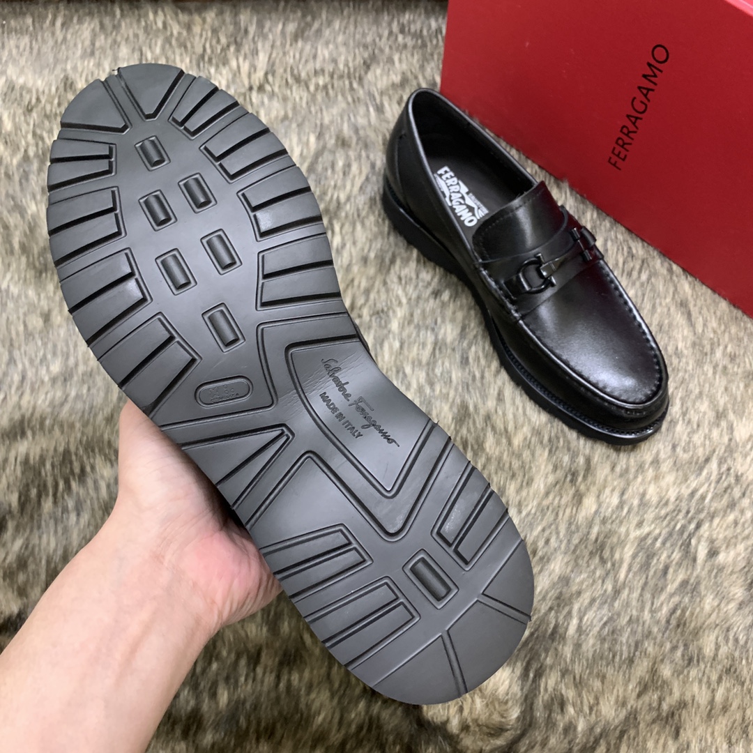 Ferragamo Men's Black Leather Loafers with Iconic Buckle, Sizes 39-44 8 i1686409657 3066 6